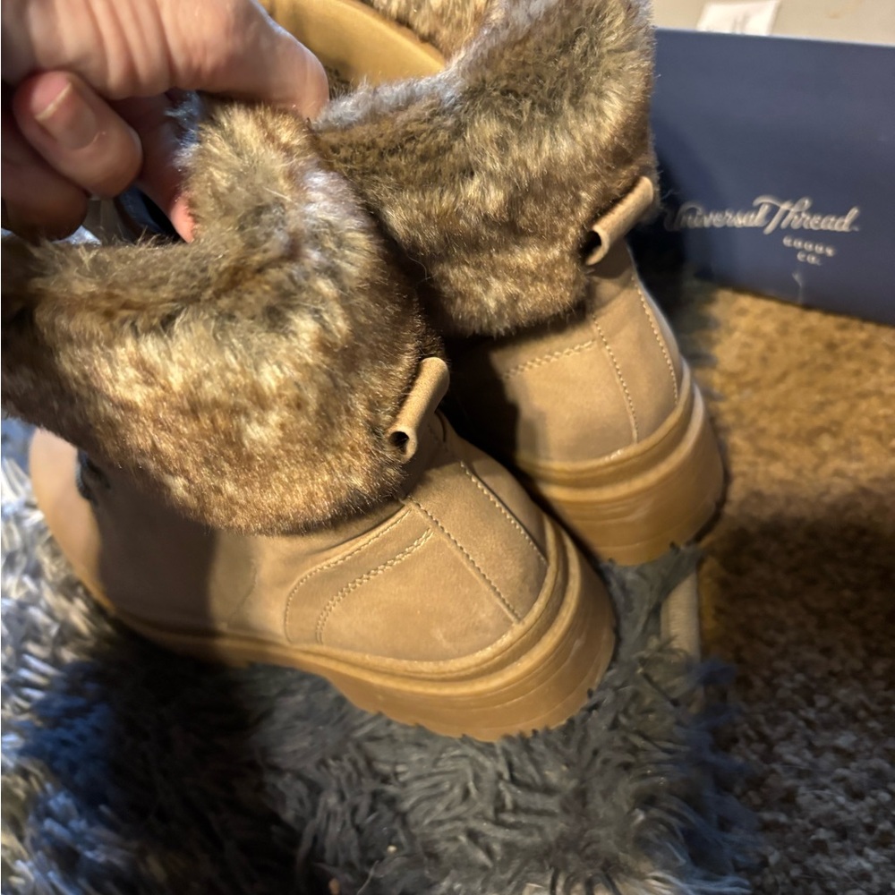 Universal Thread Women's Tan Ankle Boots with Faux Fur